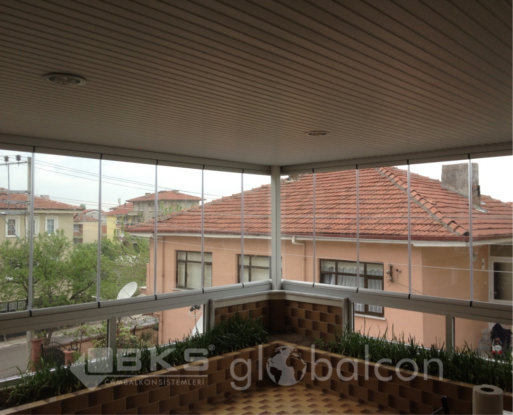 Katlanır Cam Balkon